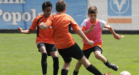 Sport bewegt – und die Volksbank ist mit dabei