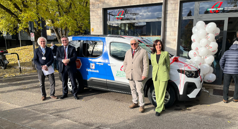 Volksbank: Elektroauto für Anteas-Agas <br> wurde heute übergeben