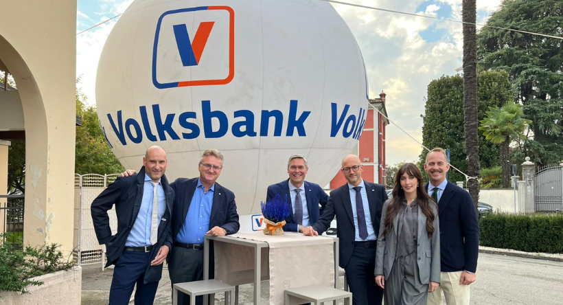 La filiale Volksbank di Ramon di Loria festeggia i 20 anni di presenza sul territorio